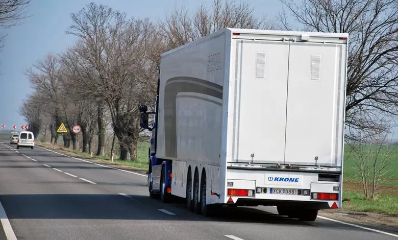 Comisia Europeană va consolida legislația privind plata șoferilor de camion