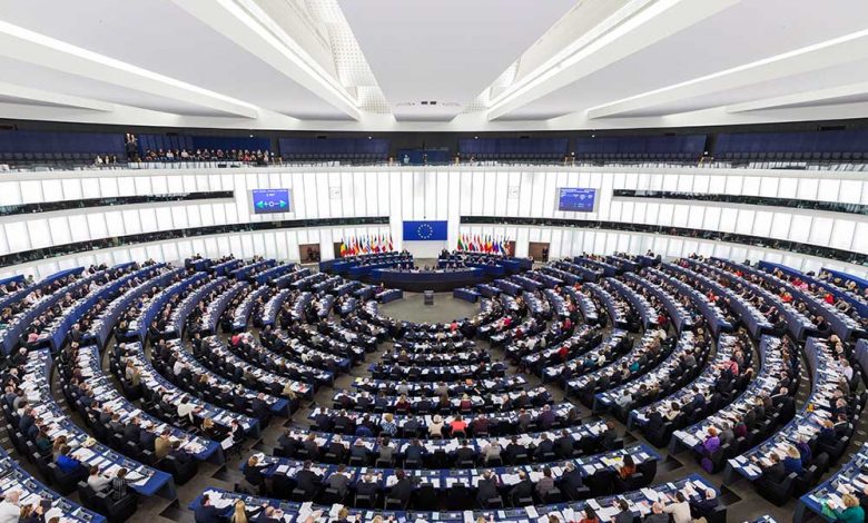 Salariul minim a divizat Parlamentul European in doua tabere