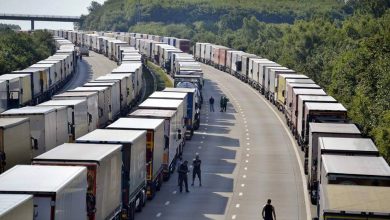 Armistitiu in Calais, insa cozile de camioane inca exista