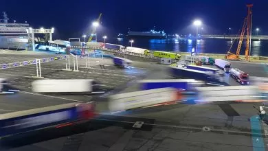 Anglia planuieste constructia unei parcari securizate la Calais