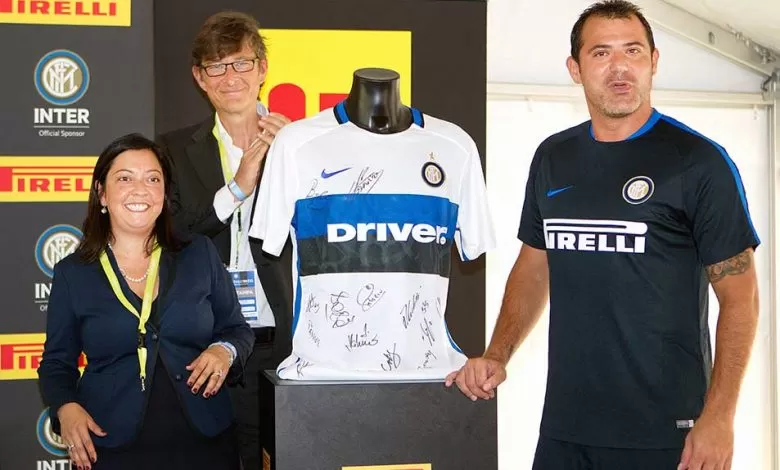 PIRELLI aduce pe terenul de fotbal marca DRIVER 1 PIRELLI aduce pe terenul de fotbal marca DRIVER