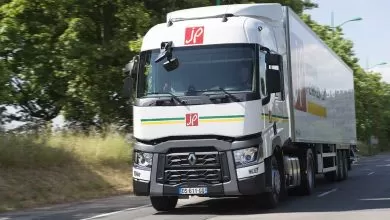 Jacky Perrenot a achizitionat 32 de unitati Renault Trucks Model T