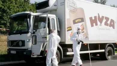 71 de migranți și-au găsit sfârșitul într-un camion frigorific