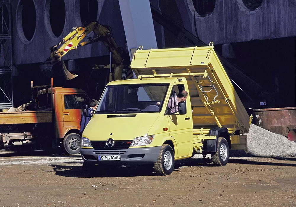 Mercedes Benz Sprinter 1 1995 2006 exterior 20