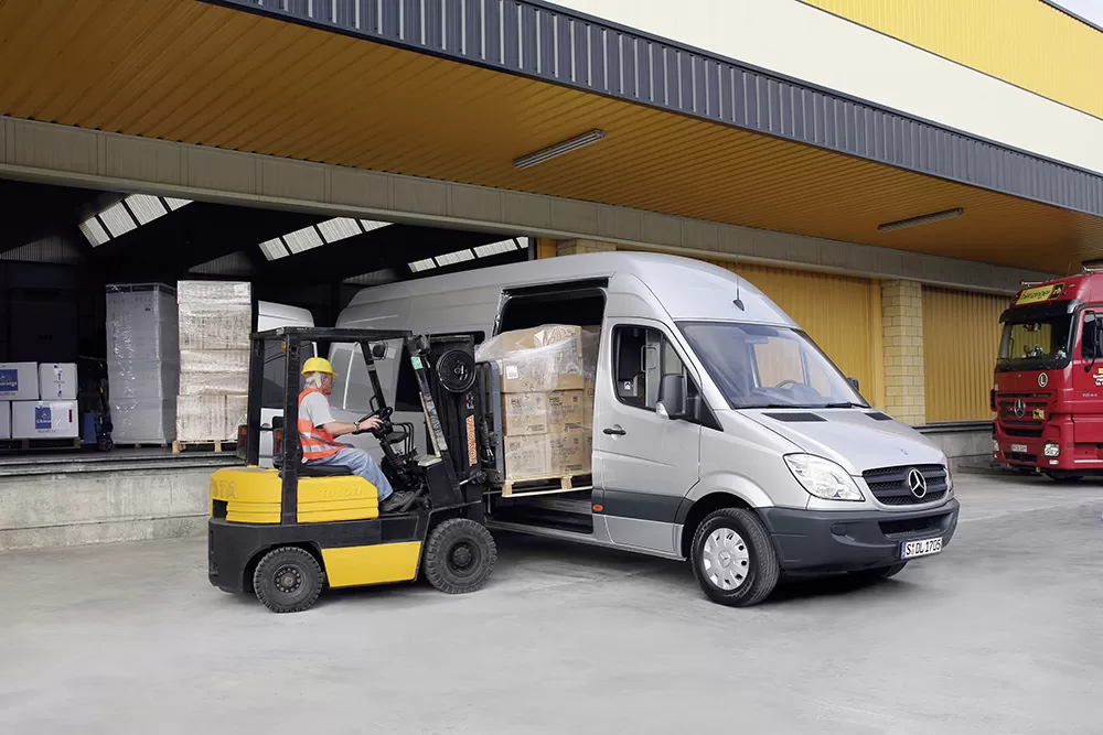 Mercedes Benz Sprinter 2 2006 2013 exterior 8