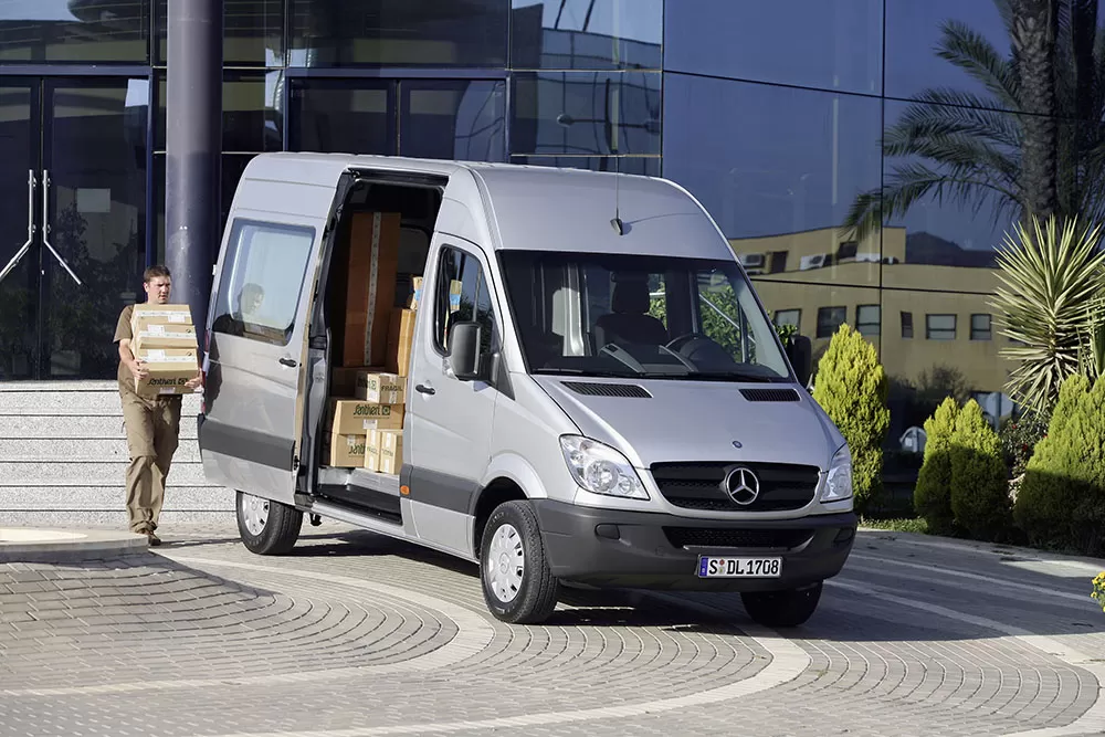 Mercedes Benz Sprinter 2 2006 2013 exterior 9