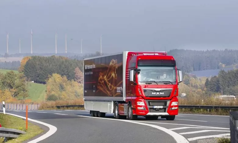 MAN TGX D38 disponibil cu un sistem de frânare de urgenţă complex