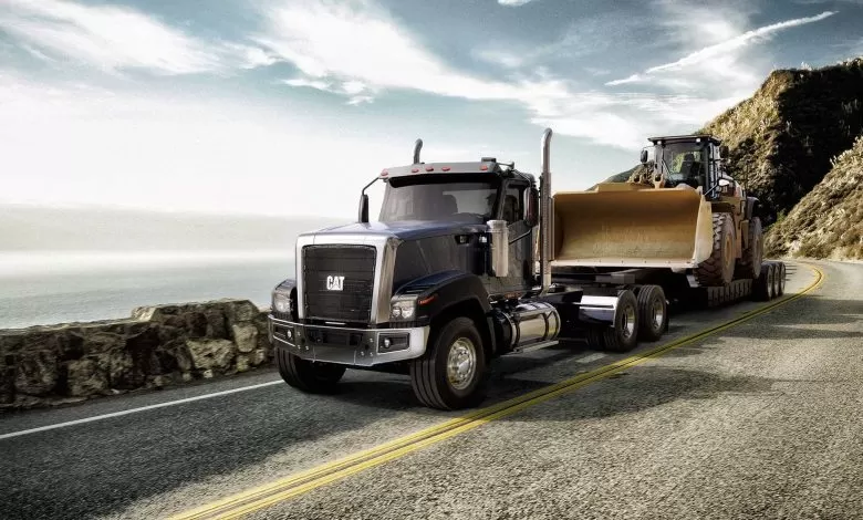Caterpillar renunță la producția de camioane profesionale