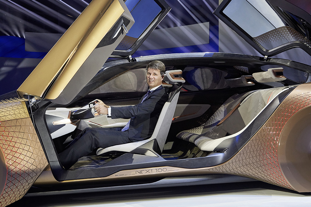 BMW Group a prezentat "THE NEXT 100 YEARS"