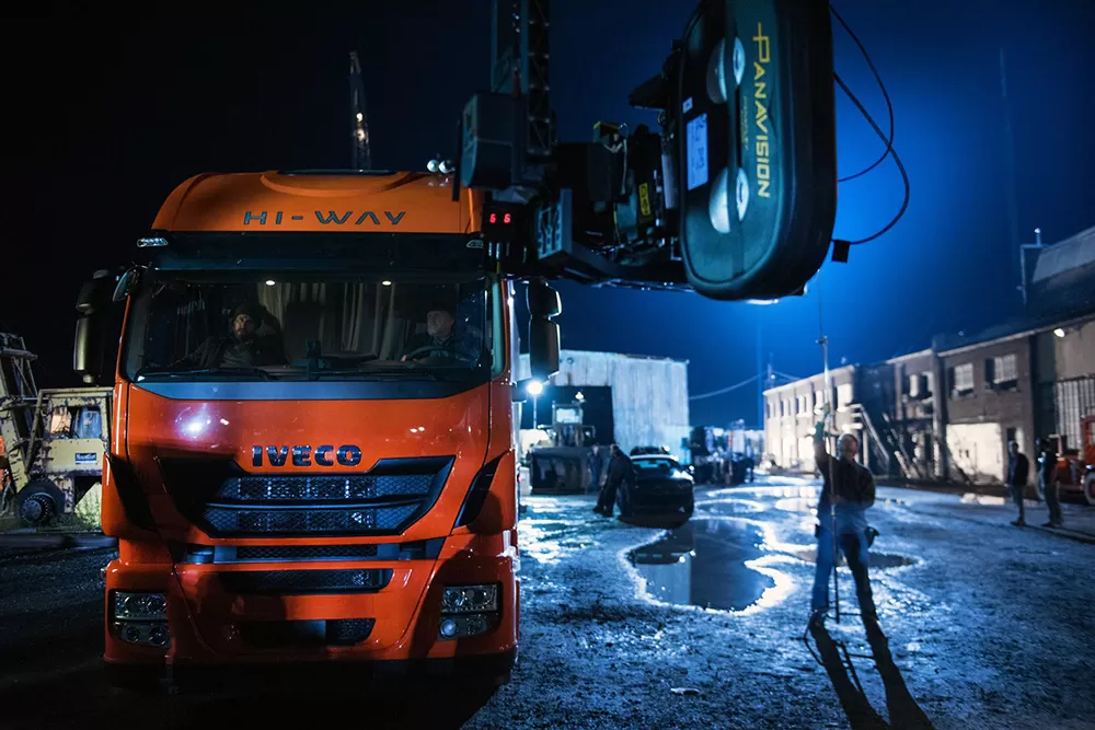 Iveco Stralis Hi-Way "actor" în Batman vs. Superman: Dawn of Justice 3 WB Batman v Superman Iveco Stralis 1