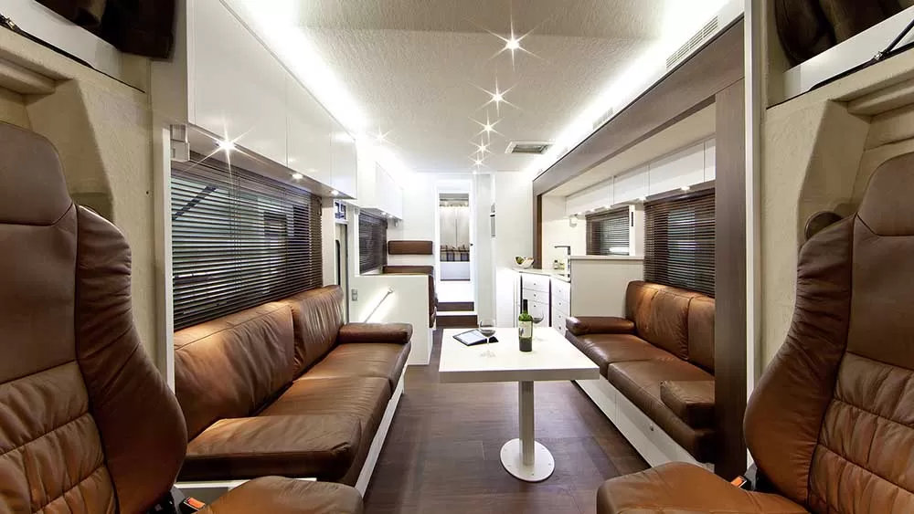 Vario Alkoven 1200: de la interior la “dreamterior” 4 Mercedes Benz Actros Motorhome 10