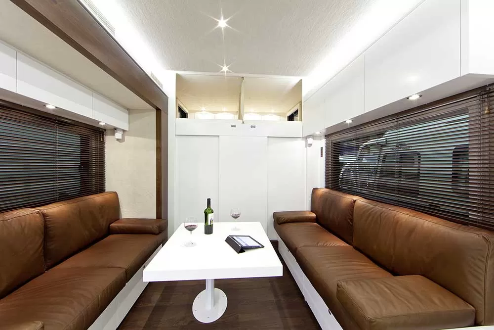 Vario Alkoven 1200: de la interior la “dreamterior” 9 Mercedes Benz Actros Motorhome 4