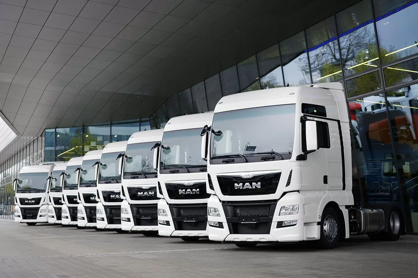 Cartrans a achiziționat nouă camioane MAN TGX EfficientLine 2