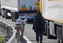 Ciocniri între poliția franceză și emigranți la Calais