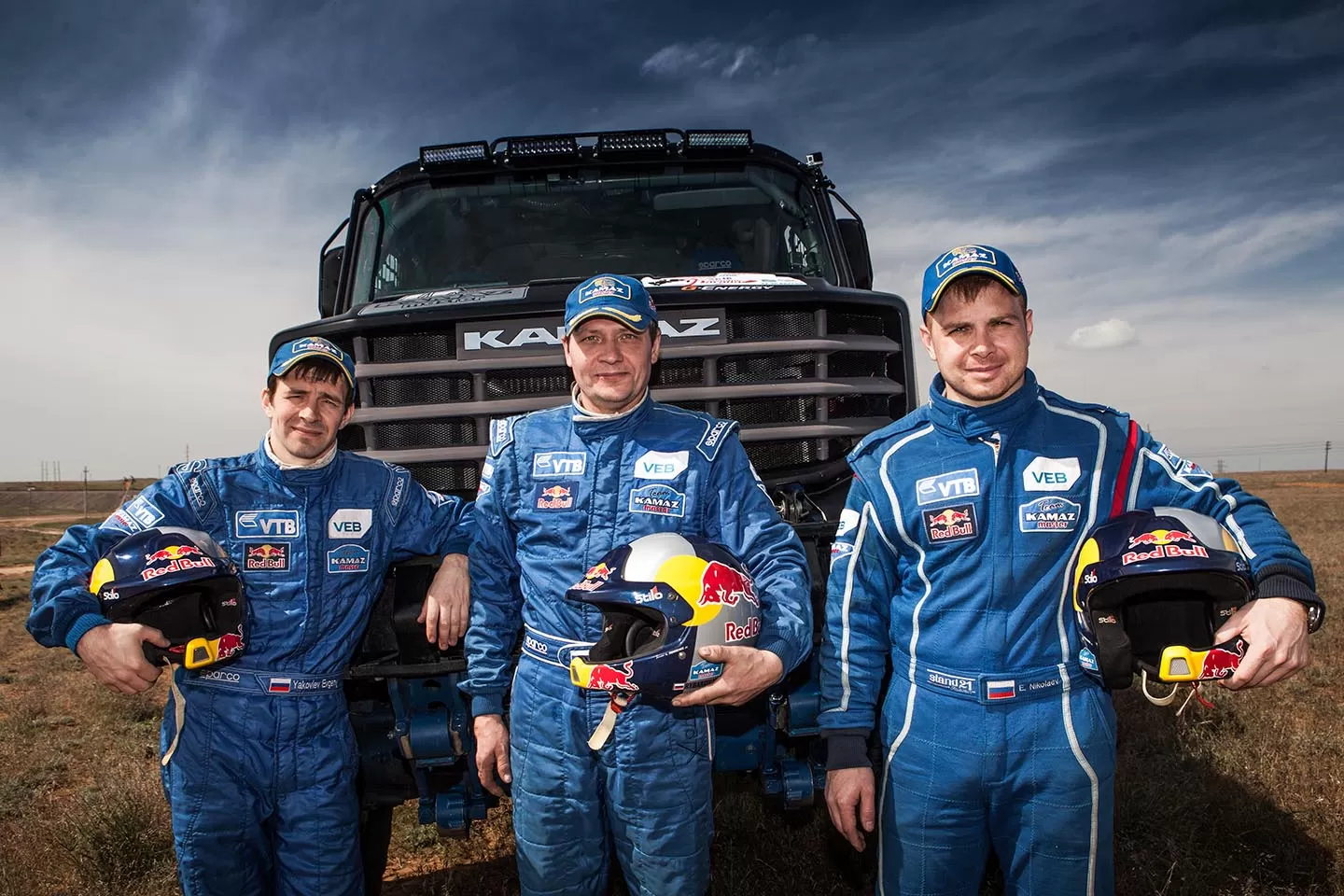 "Kapotnik", noul camion de Dakar al Kamaz Master Team 17 kamaz2