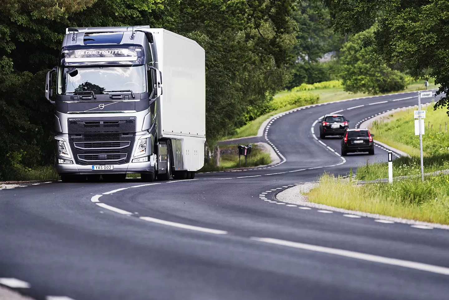 Volvo Trucks trece la un nou nivel de performanță 5 T2016 0304