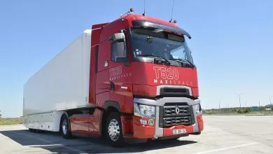 O zi în cabina lui Renault T High 520 Maxispace