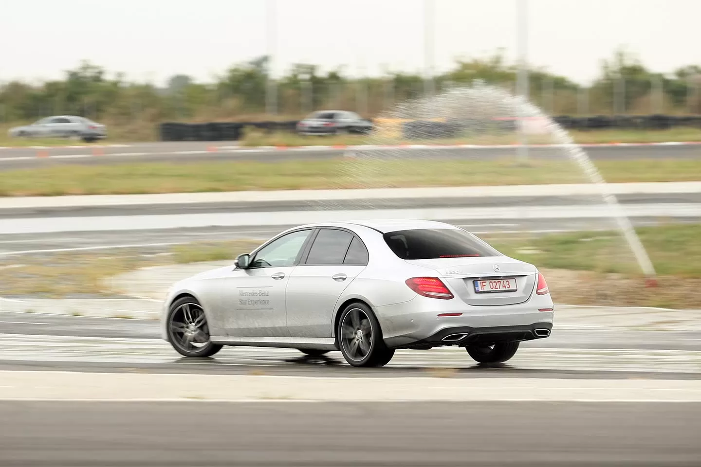 Am testat pe circuit forța, agilitatea și siguranța Mercedes-Benz 6 MB Day 1 080