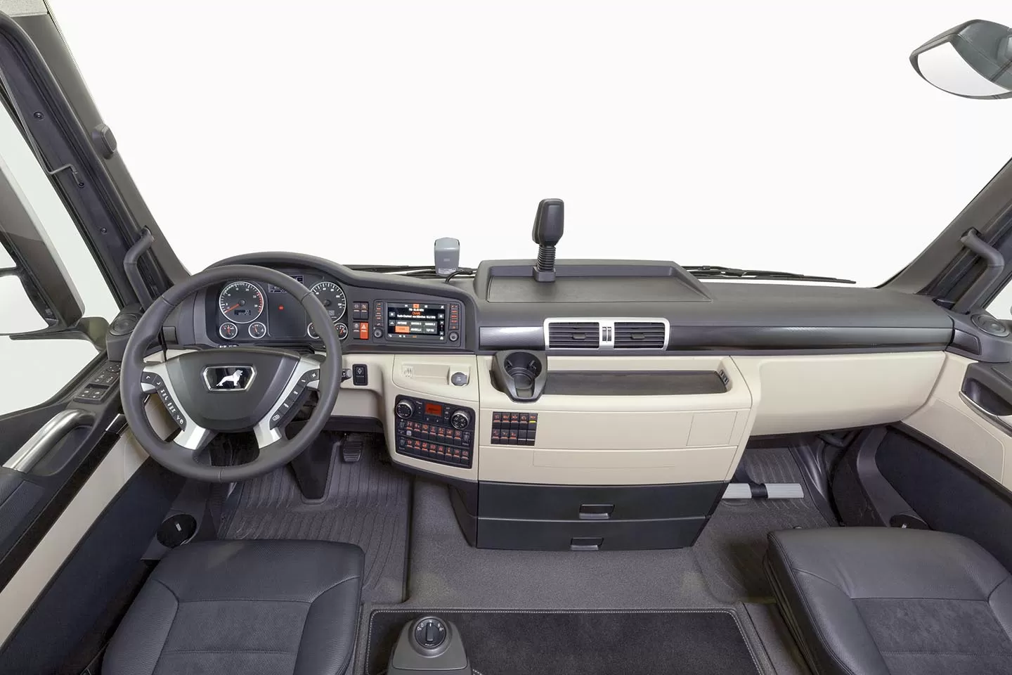 MAN va prezenta o identitate de brand puternică la IAA 2016 6 P TGX ISD MY2017 01