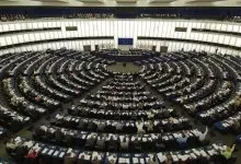 Eurodeputații solicită adoptarea de măsuri împotriva dumpingului social 13 Eurodeputații solicită adoptarea de măsuri împotriva dumpingului social