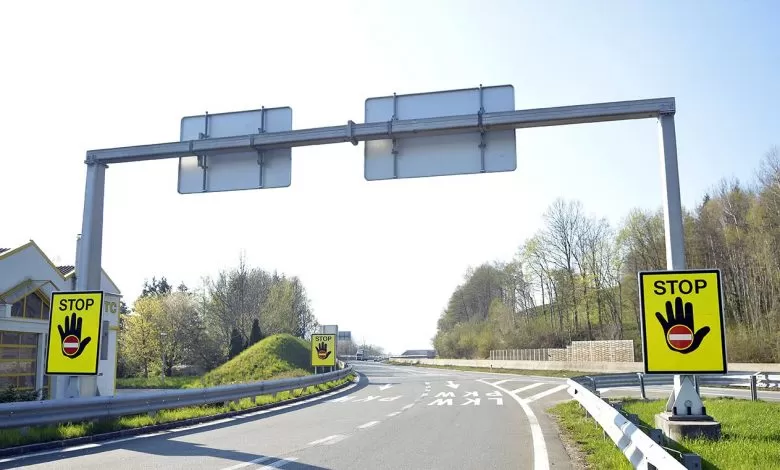 Șofer de camion român pe contrasens în Italia