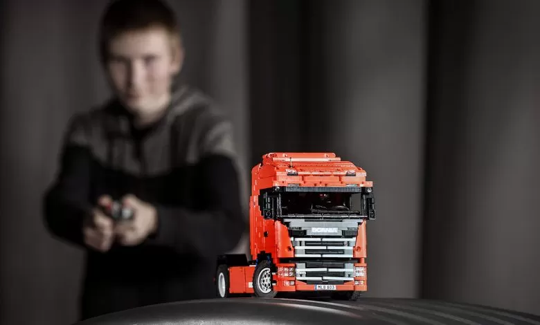 Primul model #NextGenScania produs din piese Lego 1 Primul model #NextGenScania produs din piese Lego