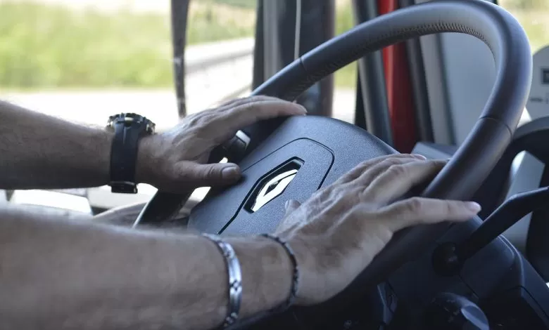 Franța introduce obligativitatea transmiterii declarației de detașare a șoferului