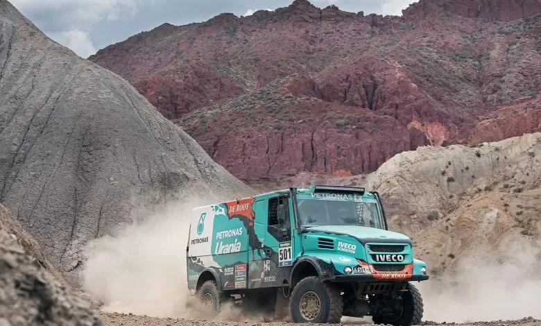 Petronas De Rooy Iveco pregătită să-și apere titlu câștigat în 2016 1 Petronas De Rooy Iveco pregătită să-și apere titlu câștigat în 2016