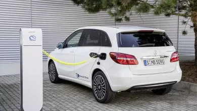 Mercedes-Benz promovează tehnologia Plug-In Hybrid cu ajutorul artiștilor