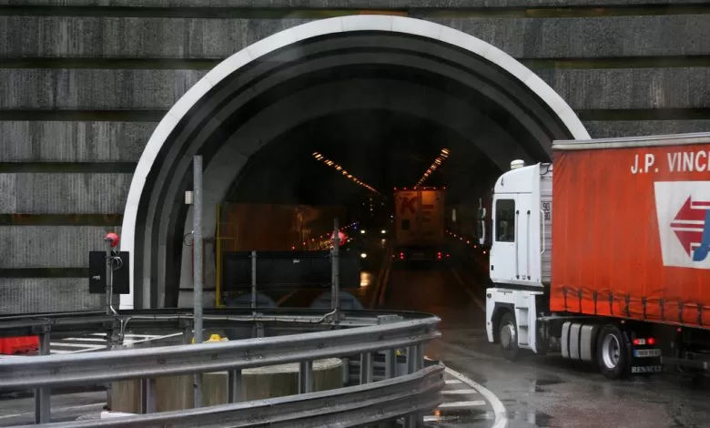 Taxa de trecere a tunelului Mont Blanc va crește din ianuarie 2017