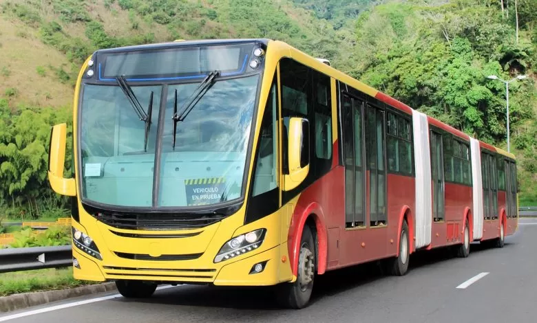 Scania a lansat primul autobuz urban pe gaz dublu articulat 1 Scania a lansat primul autobuz urban pe gaz dublu articulat