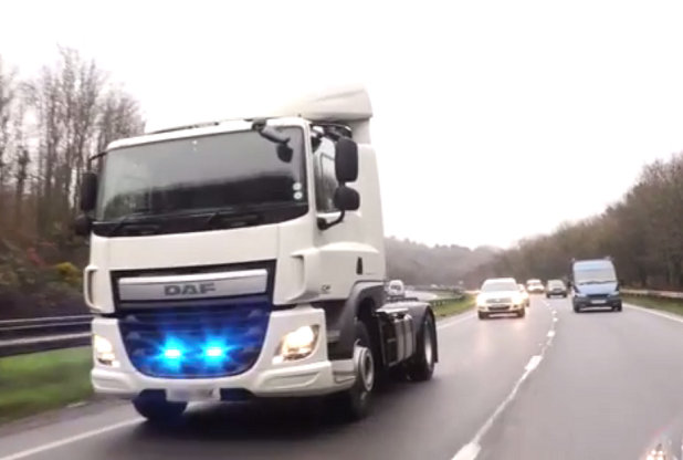 Un camion de poliție fără însemne spaima șoferilor indisciplinați din Anglia