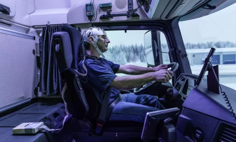 Iluminatul artificial al cabinei are beneficii măsurabile pentru șoferii de camion 1 Iluminatul artificial al cabinei are beneficii măsurabile pentru șoferii de camion