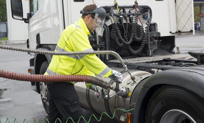 Scania raportează creșteri pe segmentul camioanelor alimentate cu combustibili alternativi și hibride