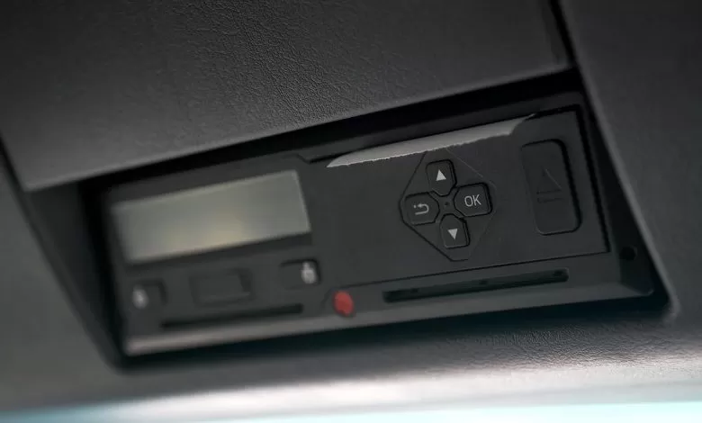 Tahografe și sisteme AdBlue manipulate descoperite la mai multe camioane verificate de poliția belgiană