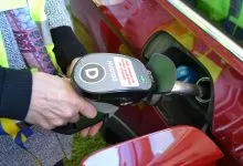 Angajații Scania vor alimenta mașinile companiei cu motorină HVO 8 Angajații Scania vor alimenta mașinile companiei cu motorină HVO