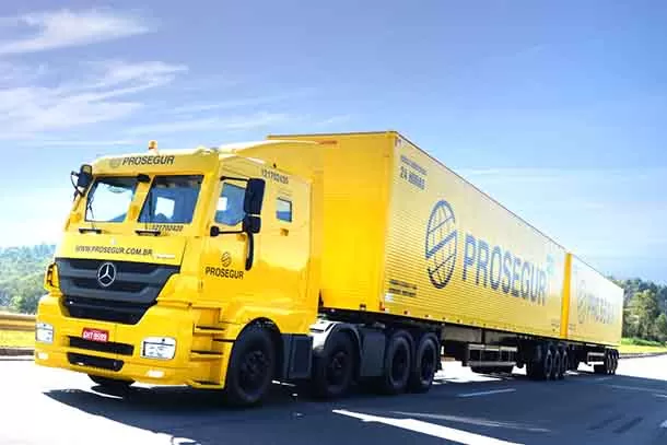 Brazilia are cele mai sofisticate camioane de transport valori 1 Brazilia are cele mai sofisticate camioane de transport valori