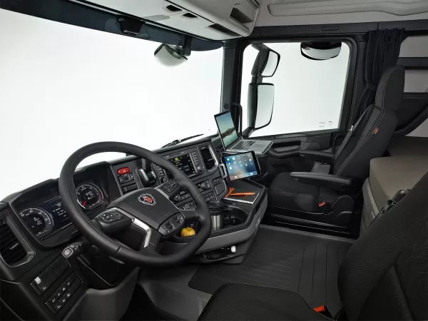 Camioanele Scania XT vin cu numeroase caracteristici de siguranță