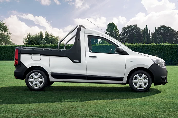 Dacia Italia prezintă modelul Dokker PickUp 2017 1 Dacia Italia prezintă modelul Dokker PickUp 2017