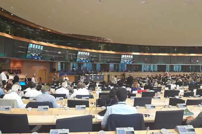 ETF ia poziție în urma excluderii transportului rutier din reforma directivei de detașare