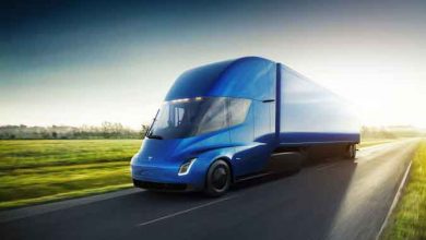 Walmart a lansat o precomandă pentru 15 camioane Tesla Semi