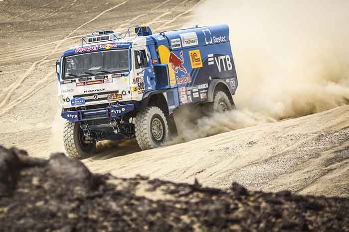 Eduard Nikolaev câștigă a doua etapă din Dakar 2018 și devine lider la general
