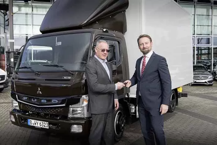 P&H Logistik și-a extins flota de distribuție cu trei Fuso eCanter 1 P&H Logistik și-a extins flota de distribuție cu trei Fuso eCanter