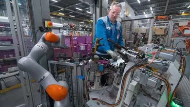 Automatizări inovatoare şi sisteme flexibile de asistenţă din fabricile BMW