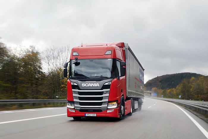 Scania R 450 s-a impus în cadrul celui mai complex test comparativ european