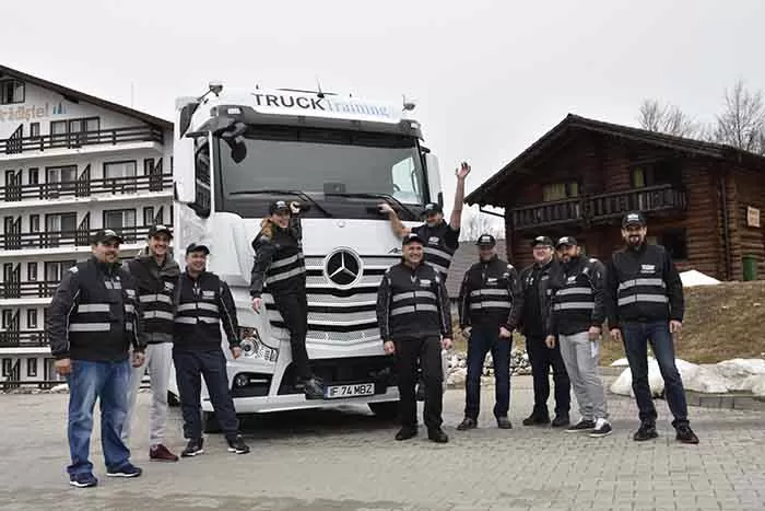 RoadStars Trophy: 10 șoferi profesioniști luptă pentru cele 2 locuri din marea finală 1 RoadStars Trophy: 10 șoferi profesioniști luptă pentru cele 2 locuri din marea finală