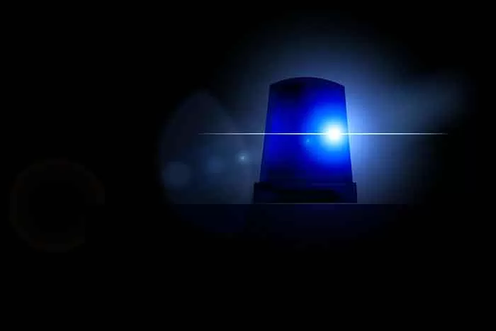 Șofer de camion român găsit fără suflare în cabina camionului în Italia