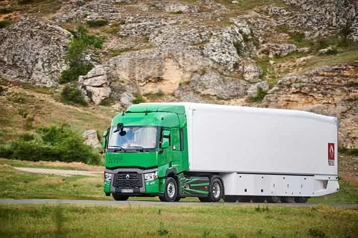 Renault Trucks T 440 Optifuel. Sofisticat, greu de înțeles, dar economic