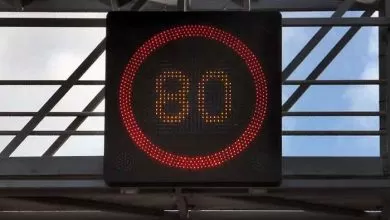 Va suspenda Franța legea care reduce limita de viteză la 80 km/h pe drumurile secundare?