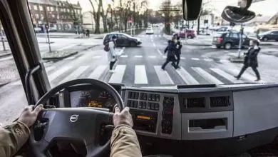 Patru lucruri care cresc protecția bicicliștilor și pietonilor în traficul urban